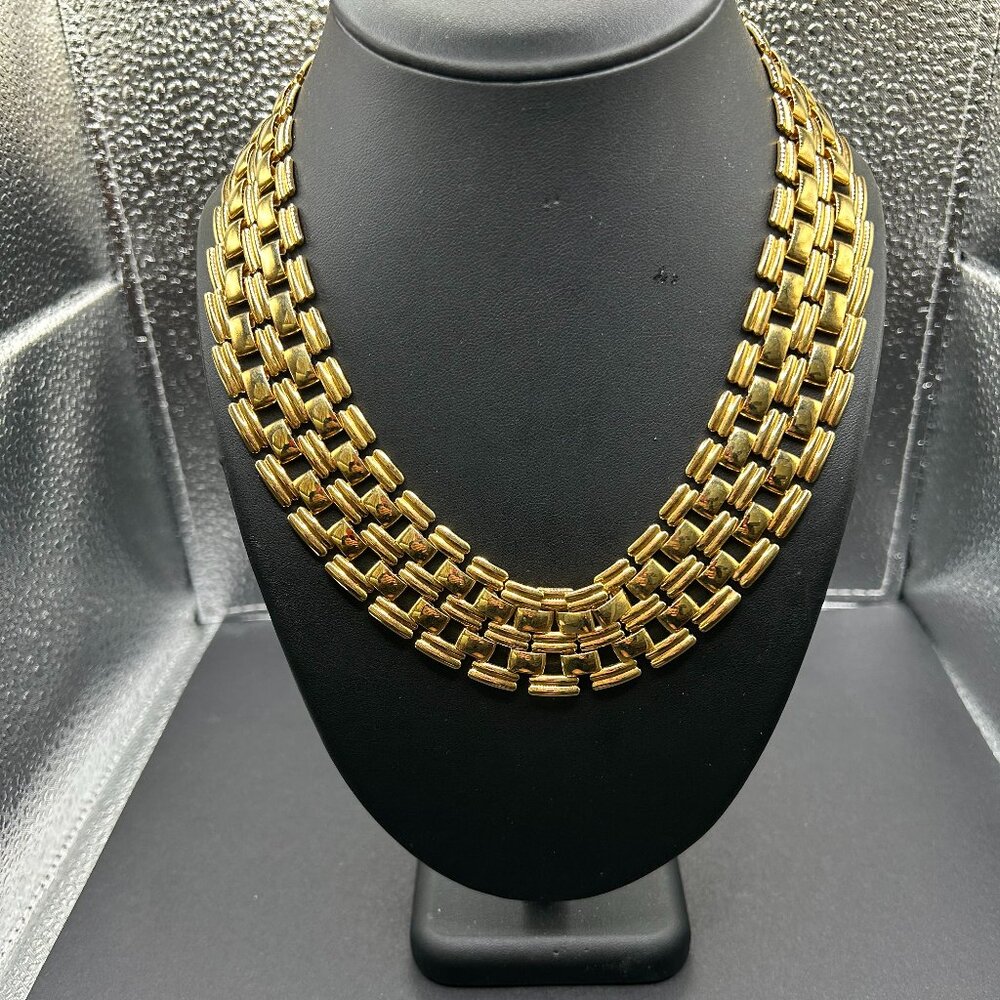 Linked Gold Tone Necklace